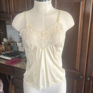 Vintage ShadowlineSz S Elegant Cream Lace Camisole